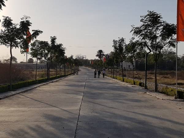  bungalow-enclave Internal Roads