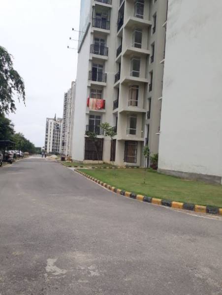  celebrity-garden-block-k Internal Roads