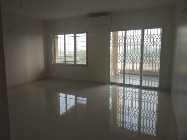  princetown-royal-b2 Living Area