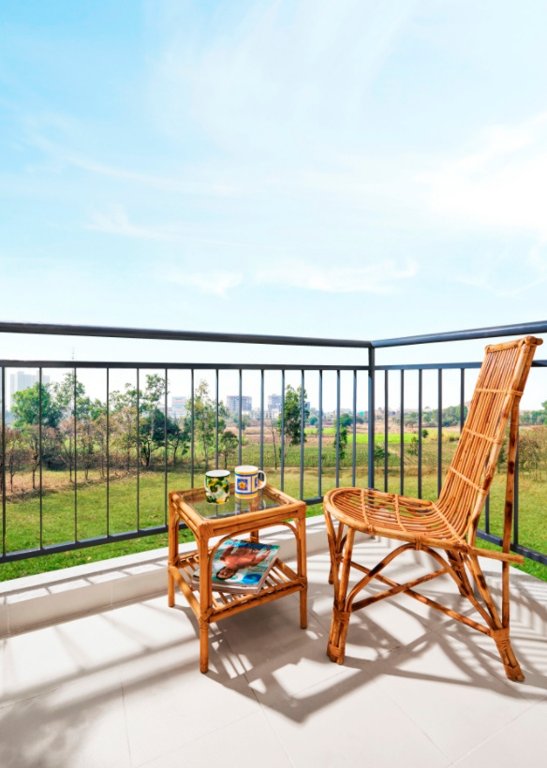  address one phase 5 Balcony