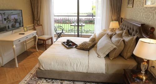 Bedroom royal-pavilion-phase-5-wing-8-and-9 Bedroom