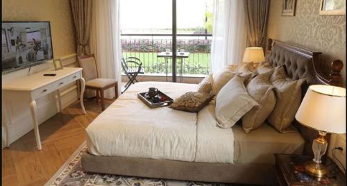  royal-pavilion-phase-2-wing-4-and-5 Bedroom