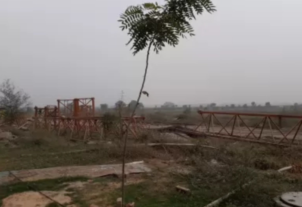  7th park view gaur yamuna city Plot