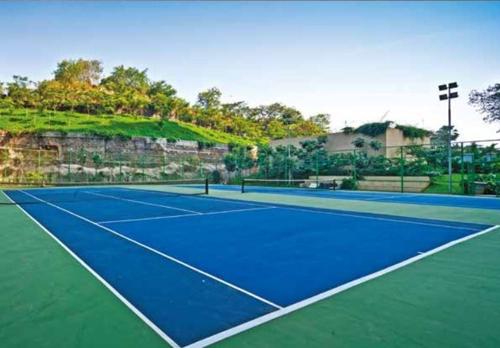  sky-city-tower-e Badminton Court
