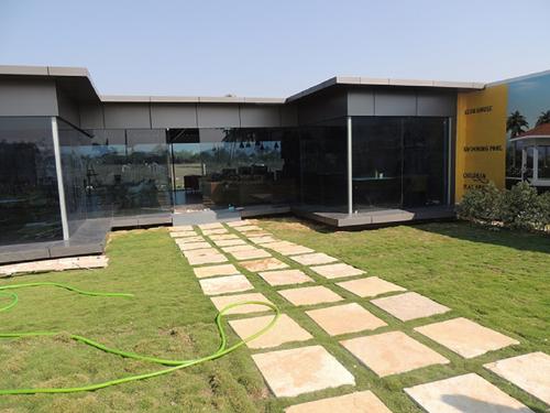  vintage-city Club House