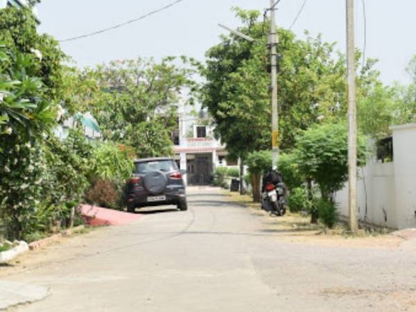  town-housing-project Internal Roads & Footpaths