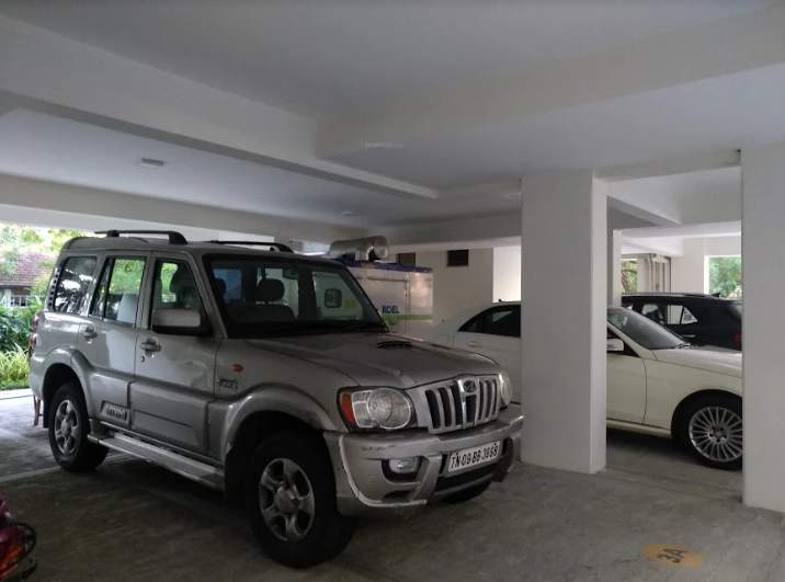  tarakesh Closed Car Parking