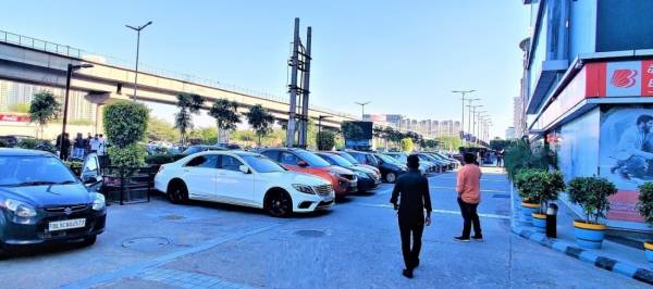  downtown-center Car Parking