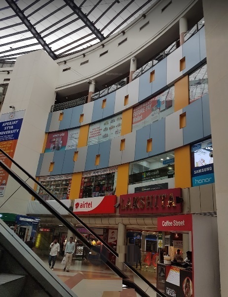  mall Elevation