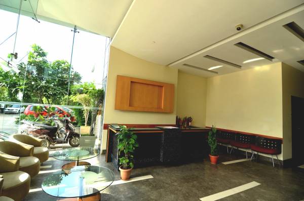  chambers Waiting Lounge