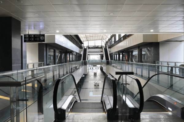 amenities of M2K Corporate Park Shopping Plaza