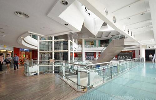  south-point-mall Entrance Lobby