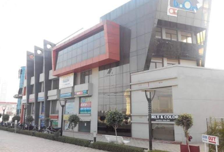  boom plaza Elevation