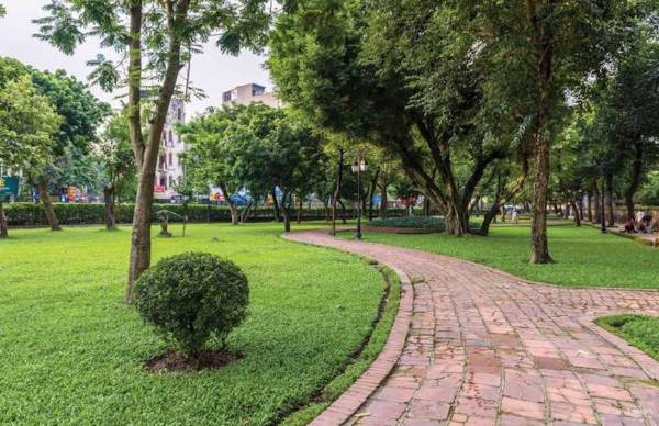 Landscaped Gardens siennaa-wing-e Landscaped Gardens