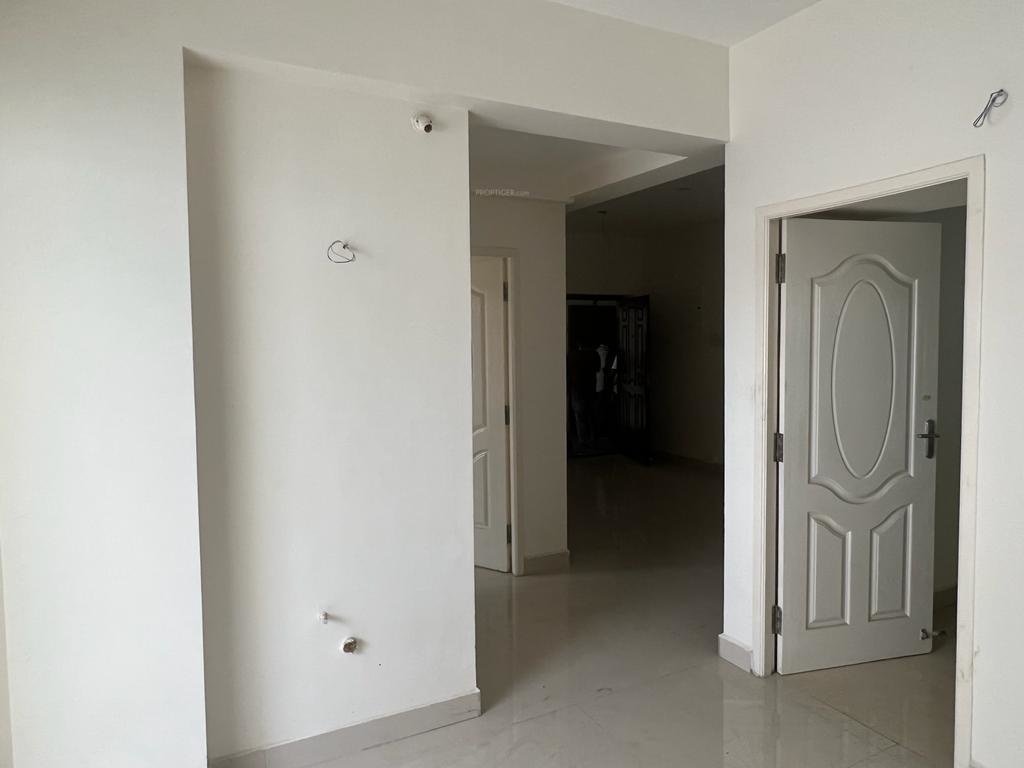  sai empire tower 2 Living Area