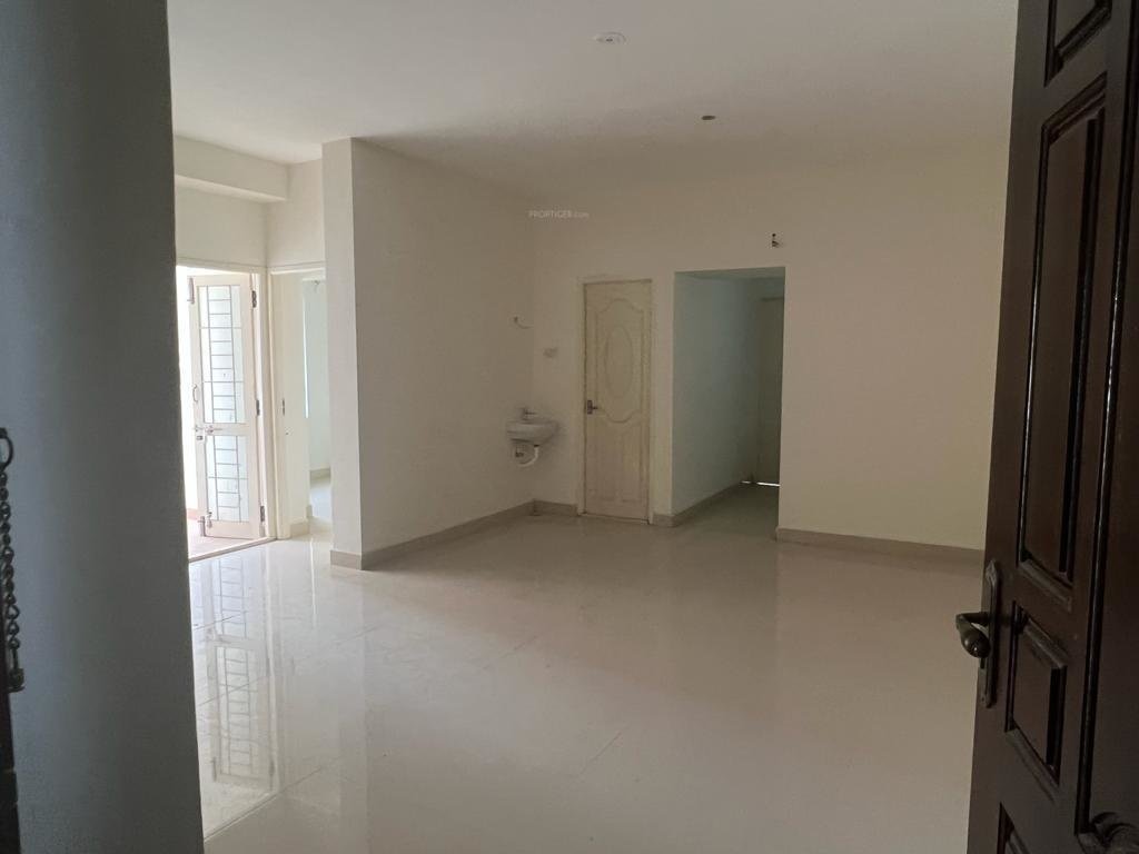  sai empire tower 2 Living Area