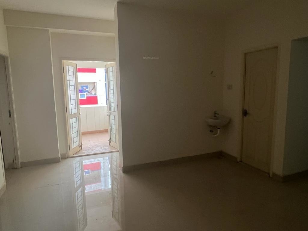  sai empire tower 2 Living Area