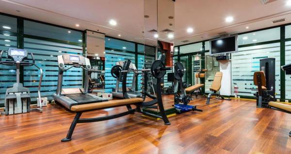  maple-trade-centre Gymnasium