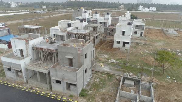  indira-happinest Plot