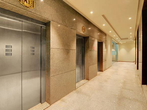 amenities of Iscon Commercial Complex