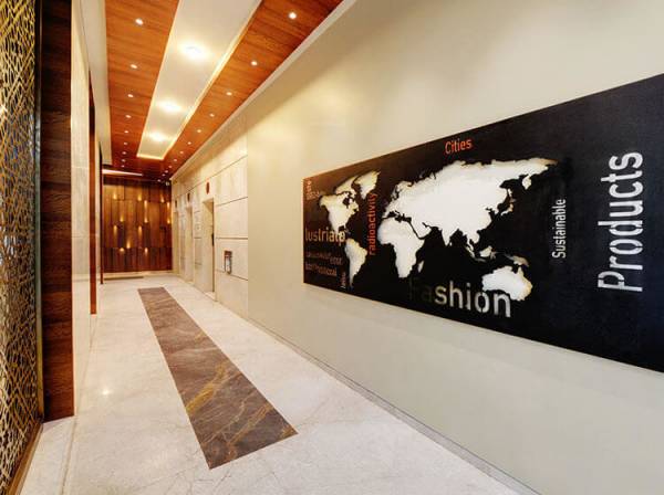 amenities of Iscon Commercial Complex