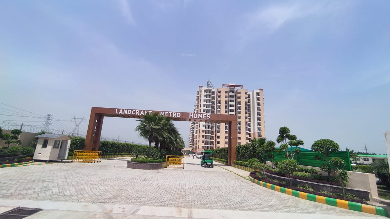  metro homes Entrance Gate Security Cabin