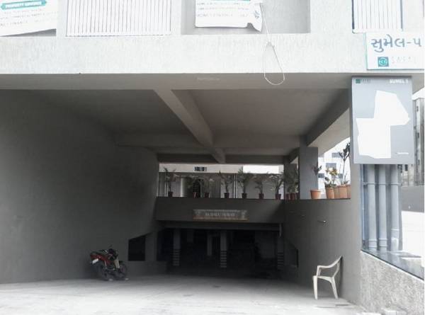  sumel-5 Closed Car Parking