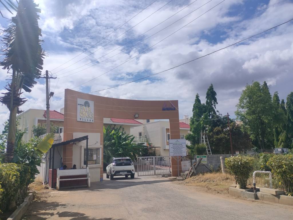  fair oaks ii Gated Community