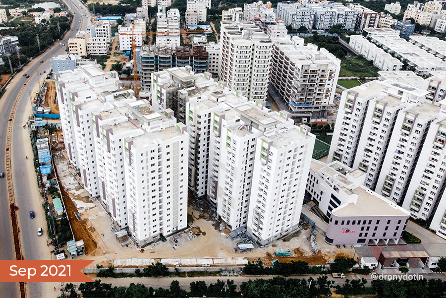  one galaxia phase ii Block 1 Construction Status Sept 21