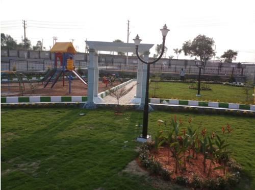  nuthan-residential-layout-part-2 Landscaped Gardens