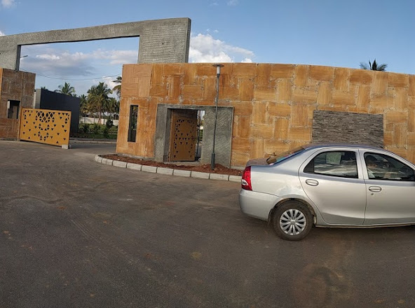  salvina-sapphire Plot