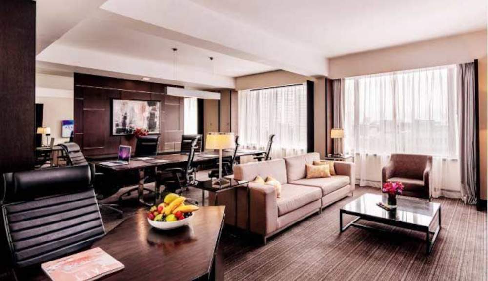  golden i commercial Living Area