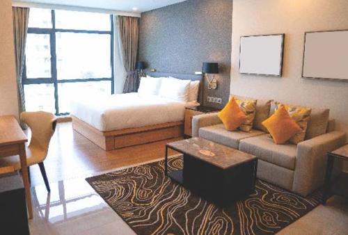 Images for Main Other of Revanta Diplomatic Greens Images for Main Other of Revanta Diplomatic Greens