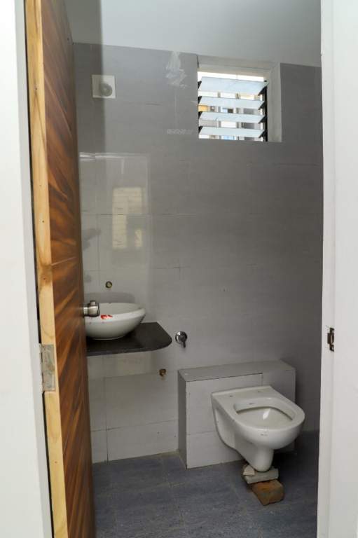  aastha vatika Bathroom