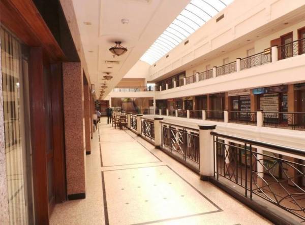 main of Eros Charmwood Plaza