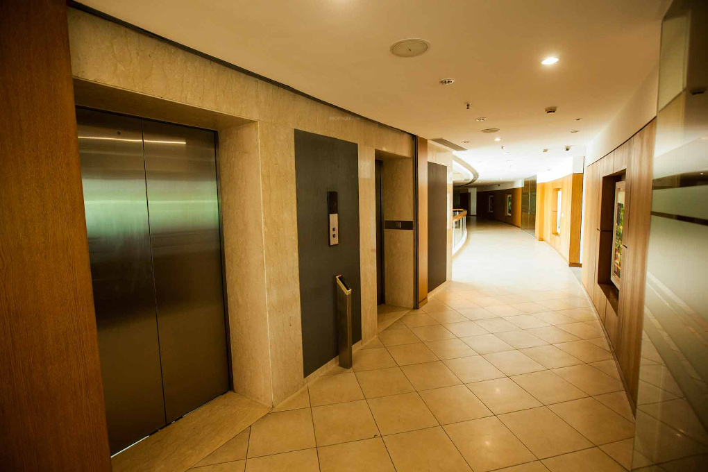 crescent Lift Available