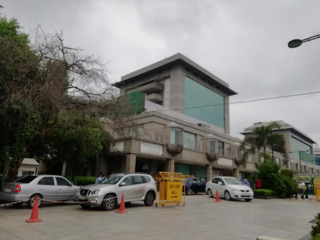  the south court Car Parking