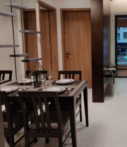  signature-towers-phase-3 Dining Area