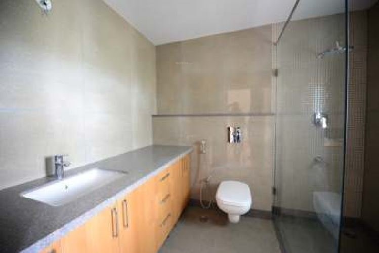  waterford estate Bathroom