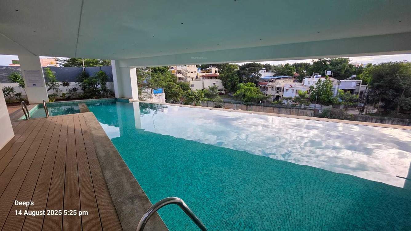  zotra lawns Shopping Mall