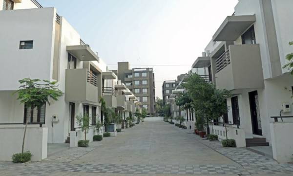  vrundavan-bunglows Paved Compound