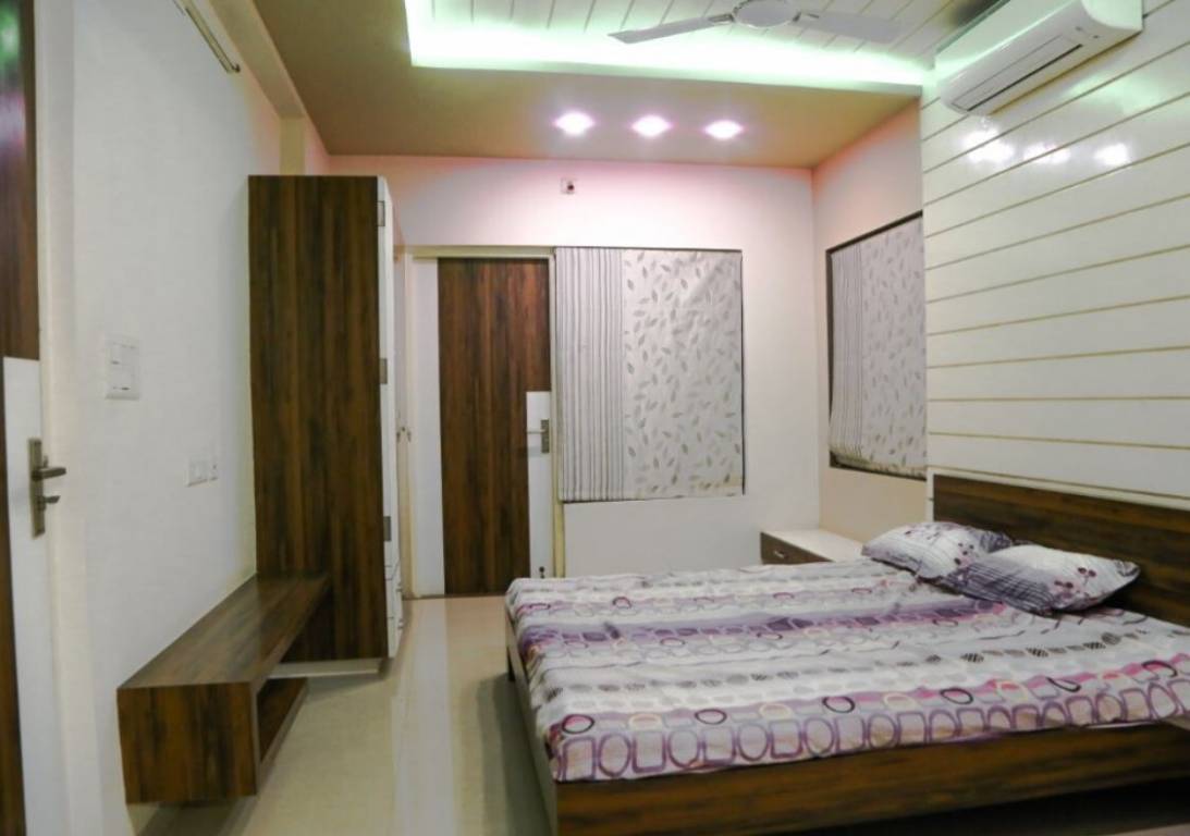  vrundavan bunglows Bedroom