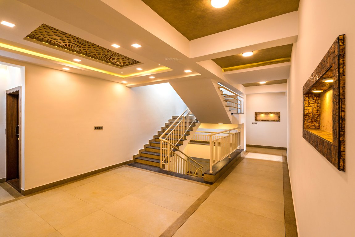  royal manor Images for mainOther