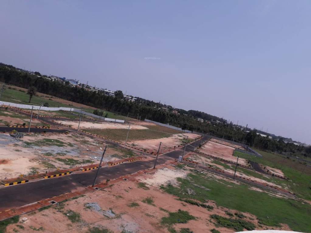  pruthvi paradise Plot