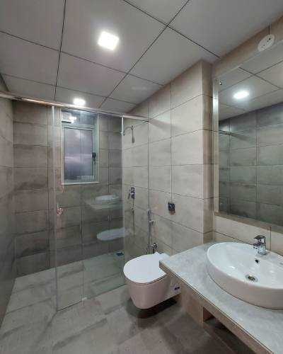  cardinal-one Bathroom