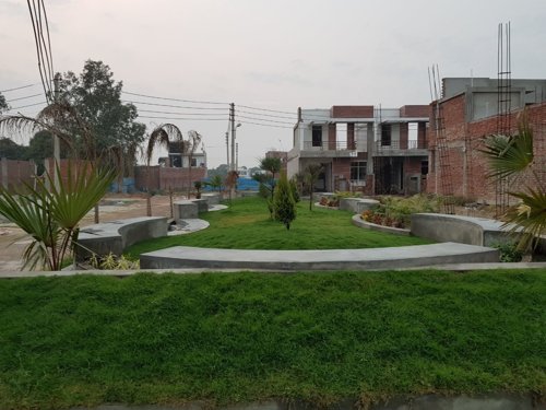  friends-avenue Landscaped Gardens