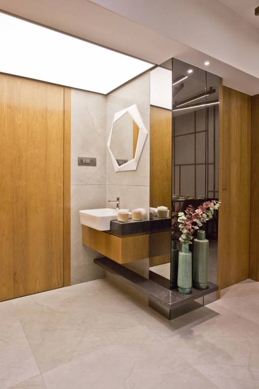  shaligram kinaro Bathroom