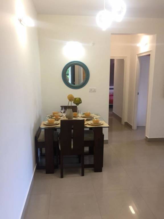 equinox 2 Dining Area