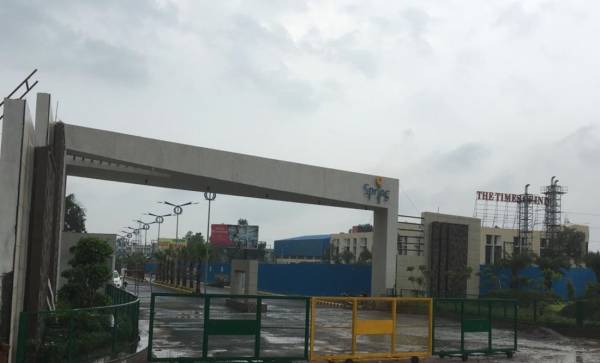  garden Gated Community