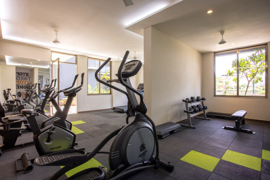  gorani compound de ornate Gymnasium